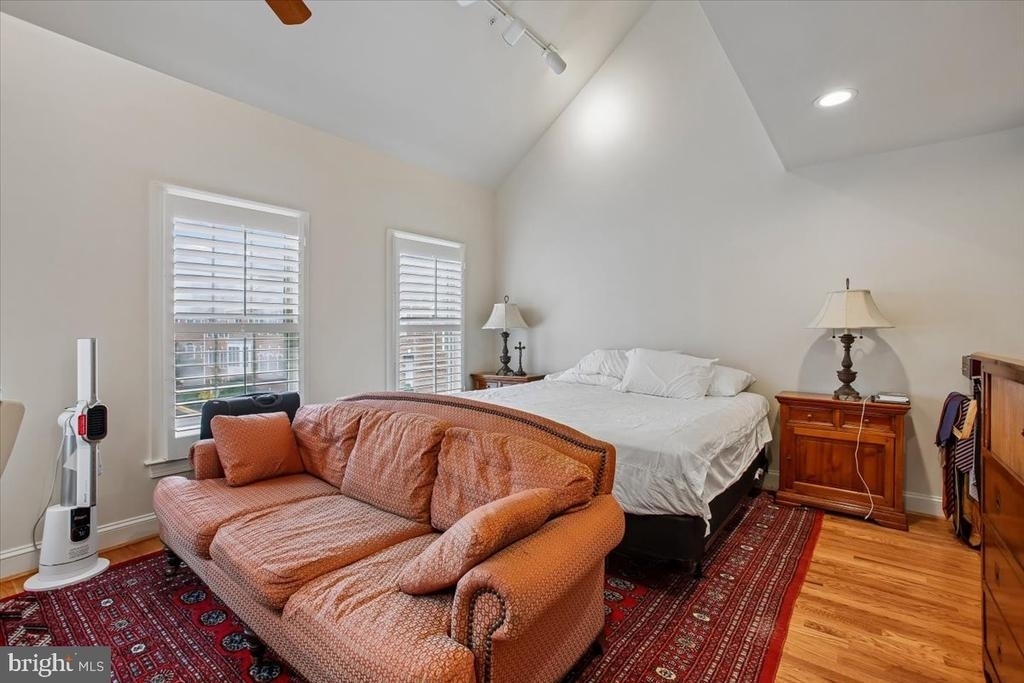 1309 Mclean Crest Court - Photo 19
