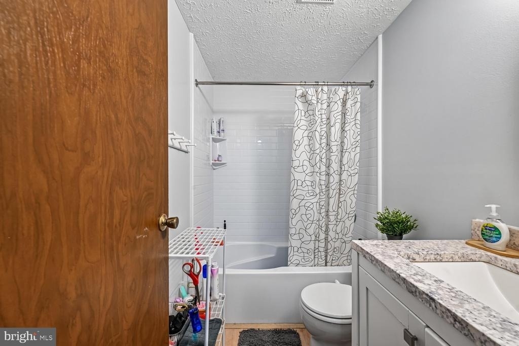 8179 Willowdale Court - Photo 18