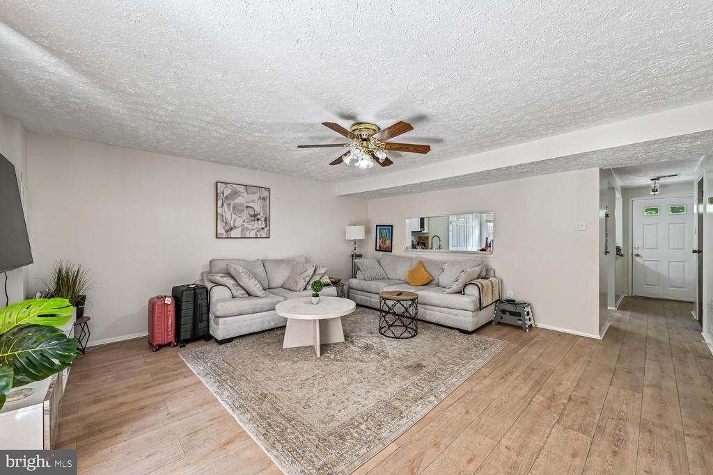 8179 Willowdale Court - Photo 7