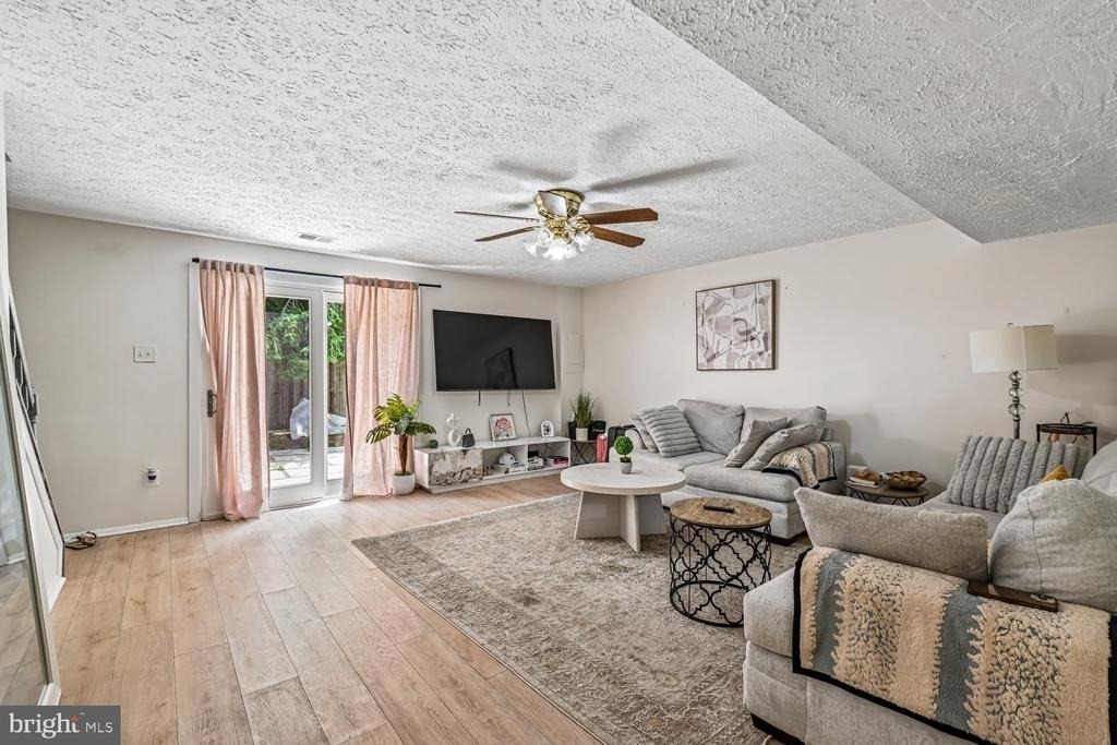 8179 Willowdale Court - Photo 8