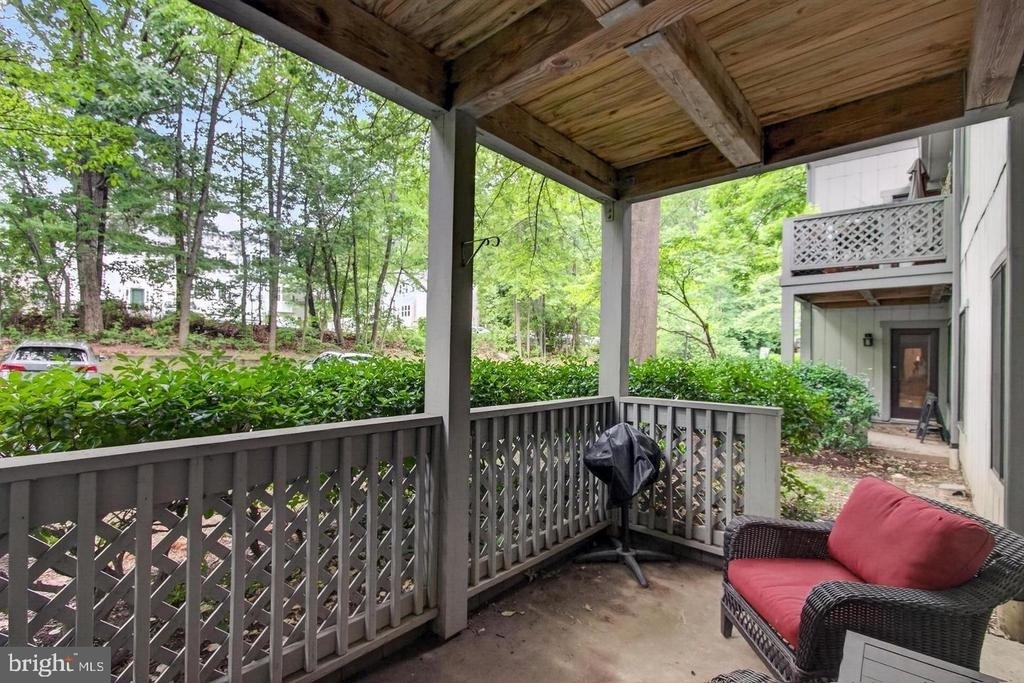 2251 Hunters Run Drive - Photo 36