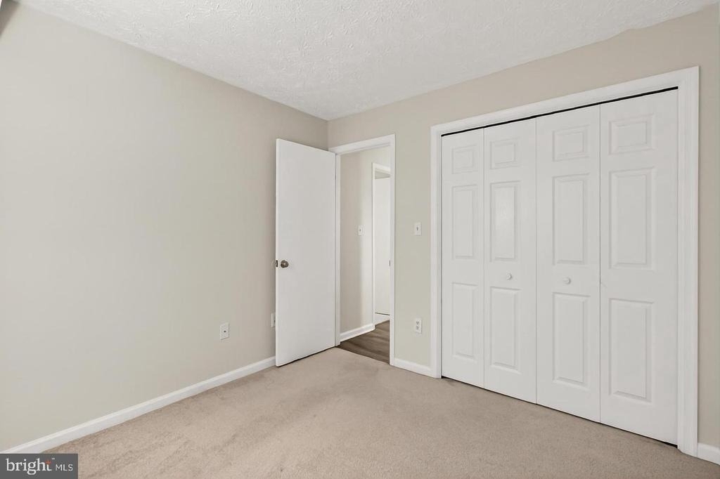2251 Hunters Run Drive - Photo 34