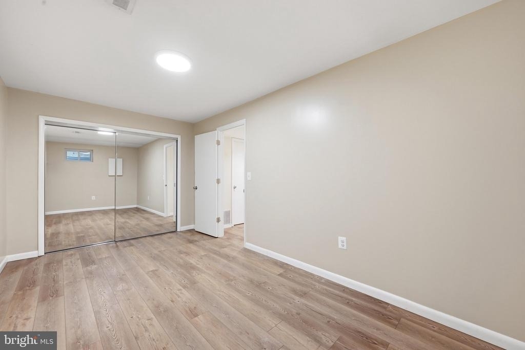 8811 Burbank Road - Photo 44