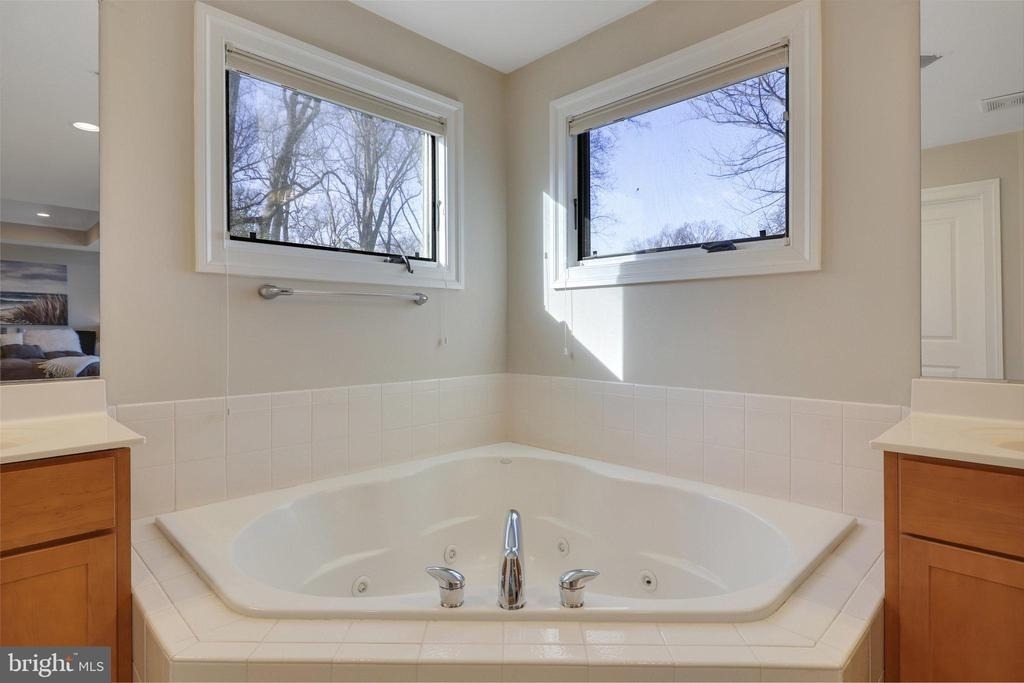 5922 Chesterbrook Road - Photo 50