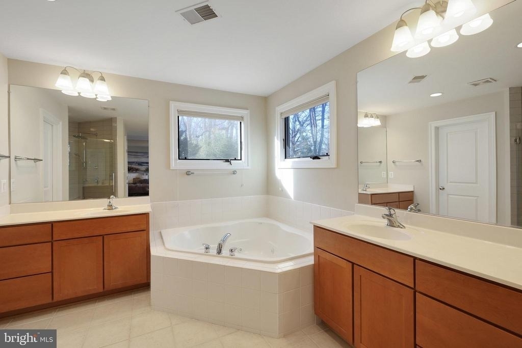 5922 Chesterbrook Road - Photo 48