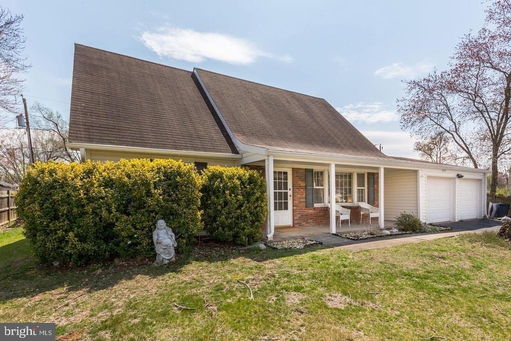 4311 Pergate Lane - Photo 2
