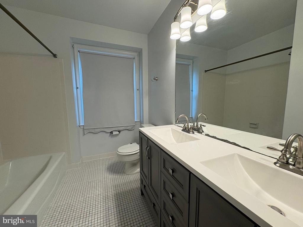 5301 New Church Court - Photo 28