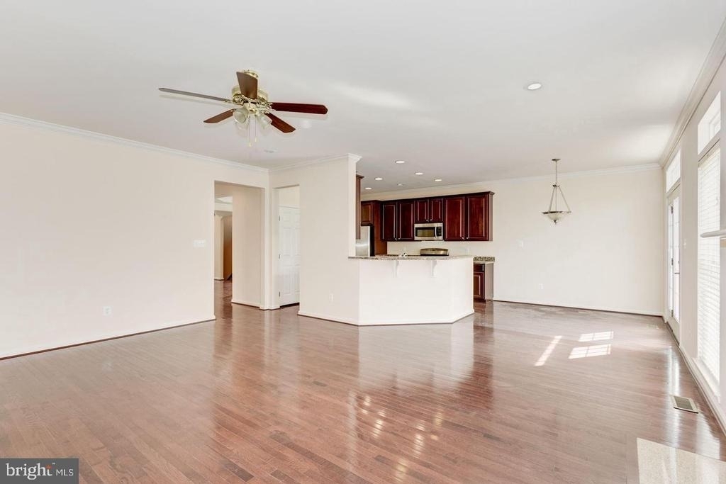 3795 Louise Avenue - Photo 11
