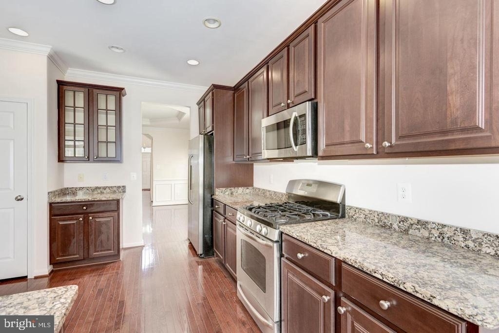 3795 Louise Avenue - Photo 8