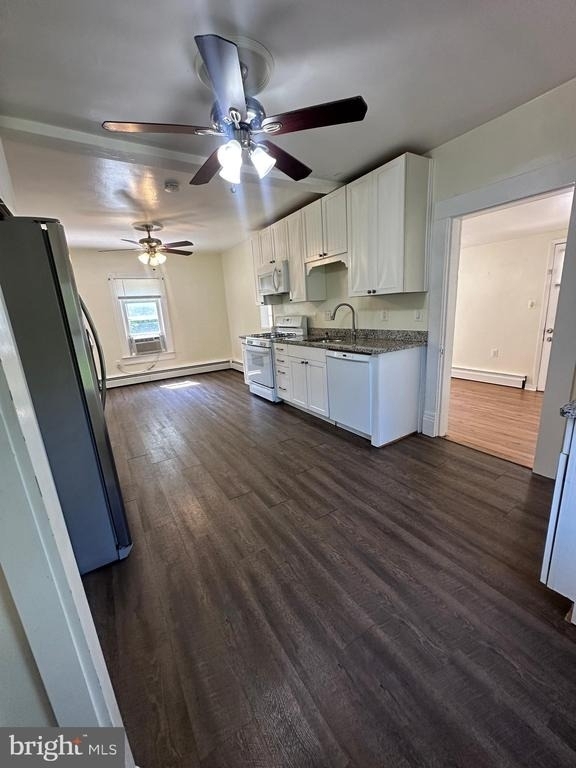 6501 Glenbard Court - Photo 5