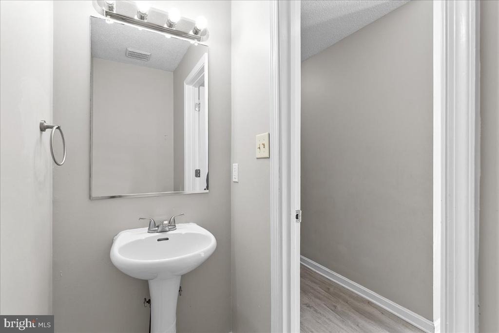 229 Sherando Circle - Photo 9