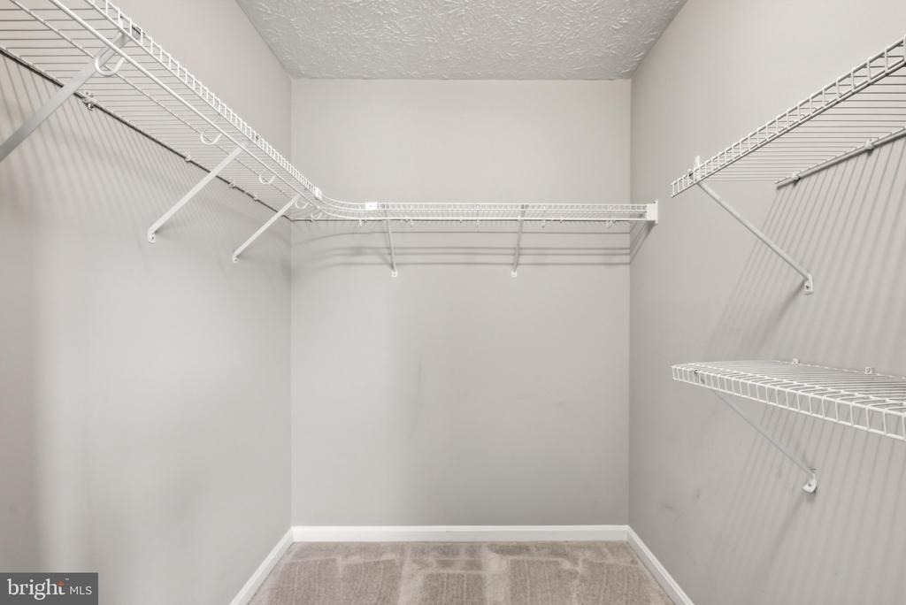 219 Surrey Club Lane - Photo 18