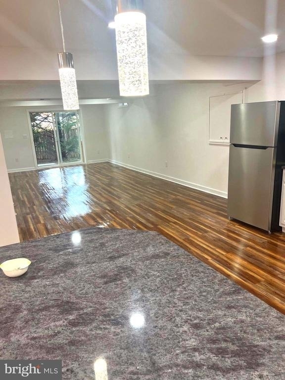 10504 Trowbridge Court - Photo 6