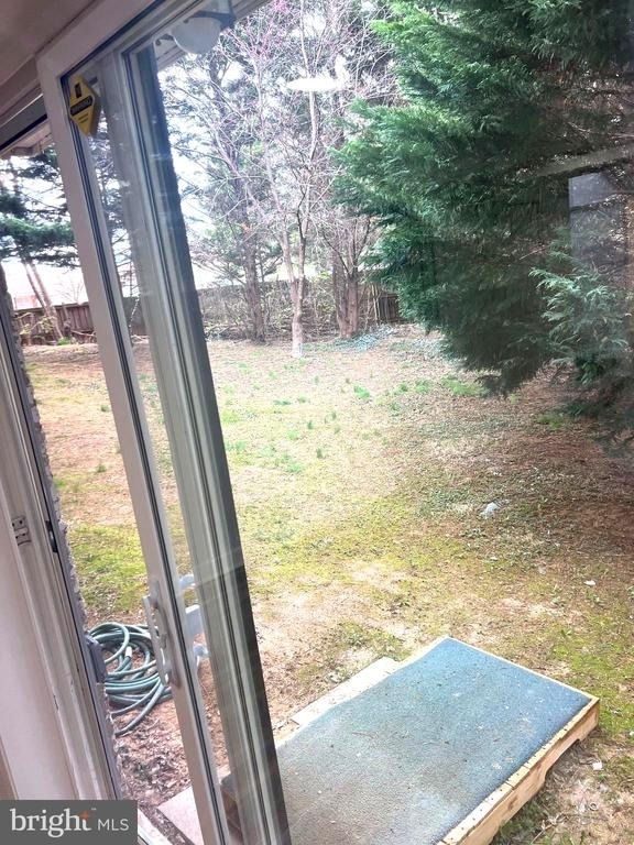 10504 Trowbridge Court - Photo 2