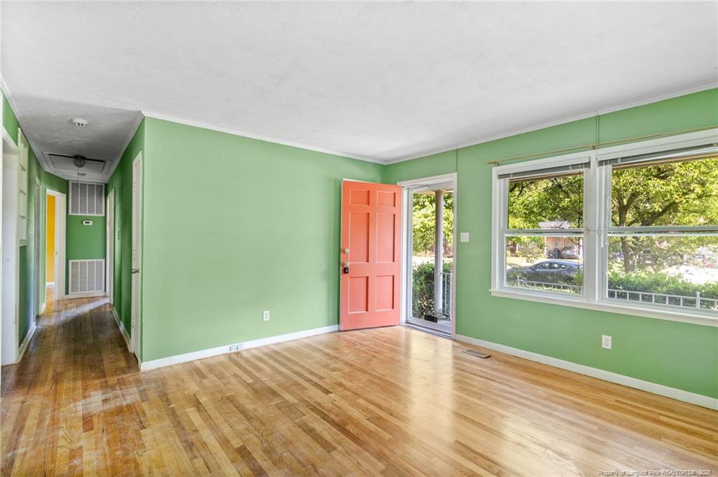 2815 Skycrest Drive - Photo 2
