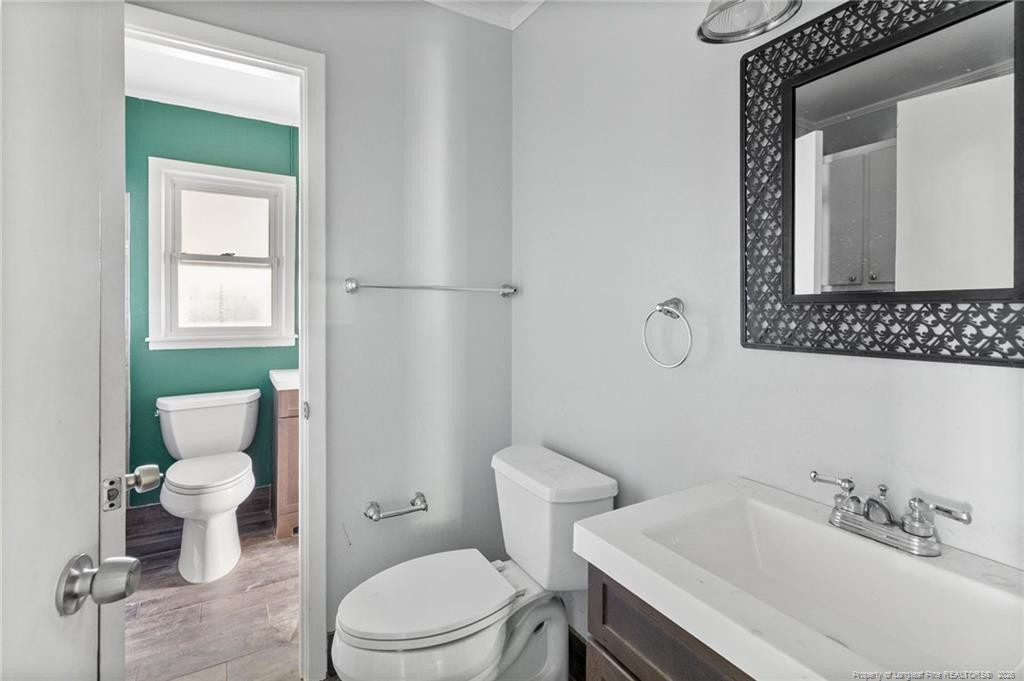 2815 Skycrest Drive - Photo 9