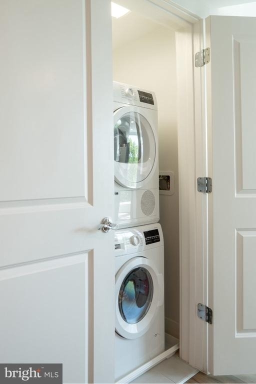 701 N Henry Street - Photo 22