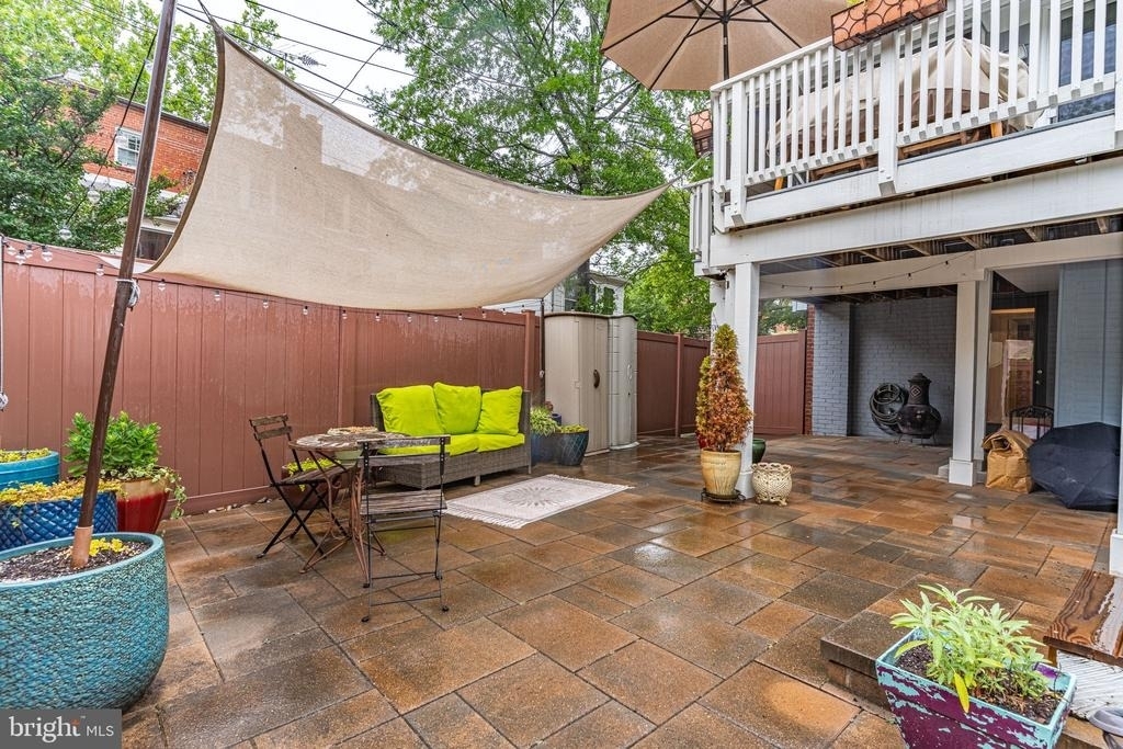 3 E Linden Street - Photo 29