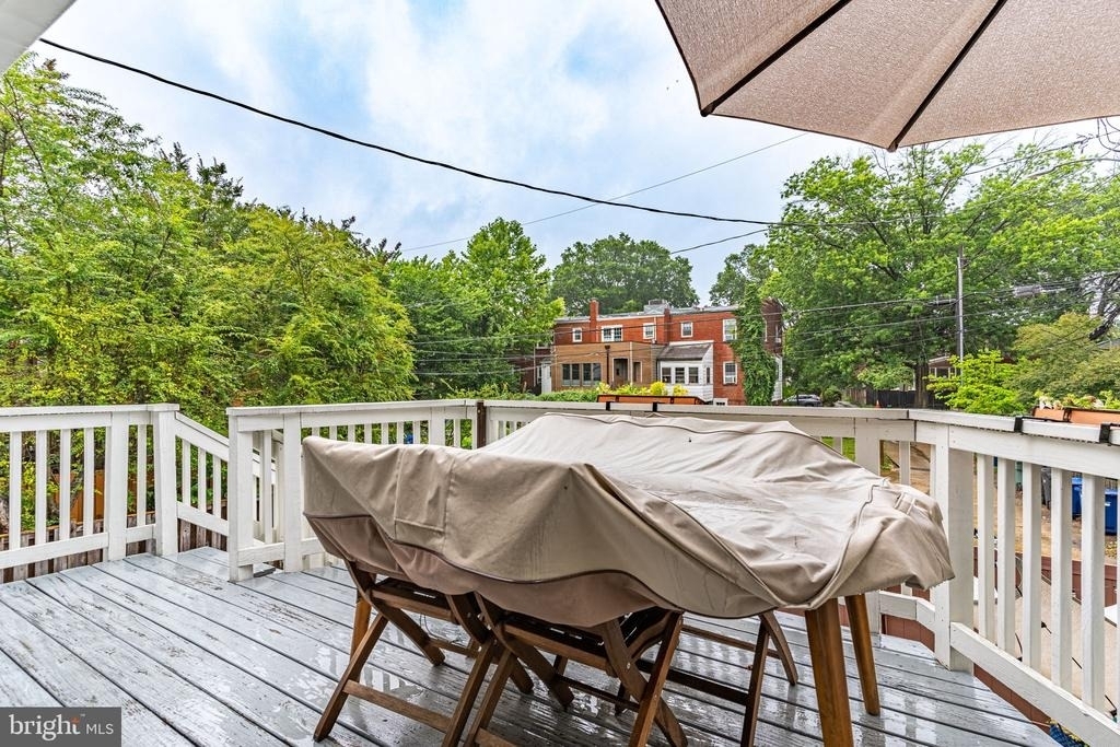 3 E Linden Street - Photo 26