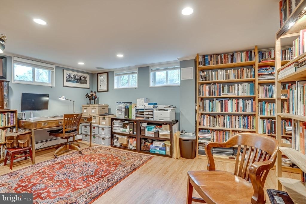 3 E Linden Street - Photo 22
