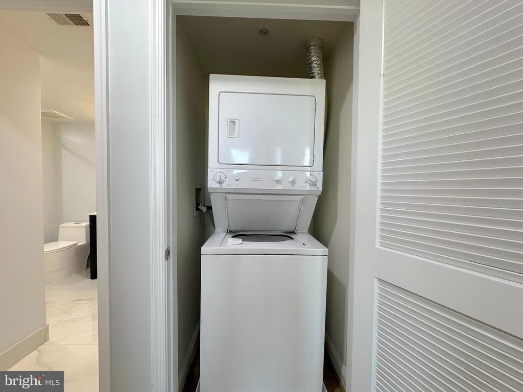 1111 Oronoco Street - Photo 21
