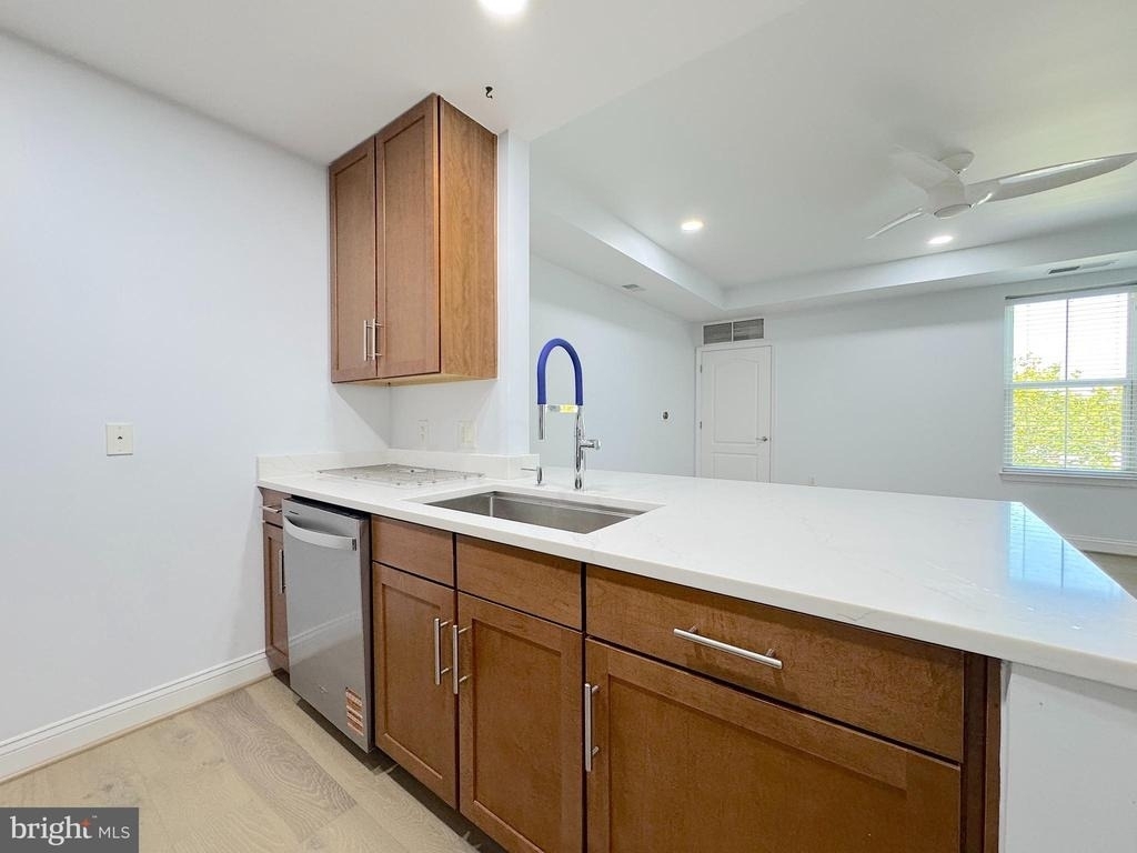 1111 Oronoco Street - Photo 12