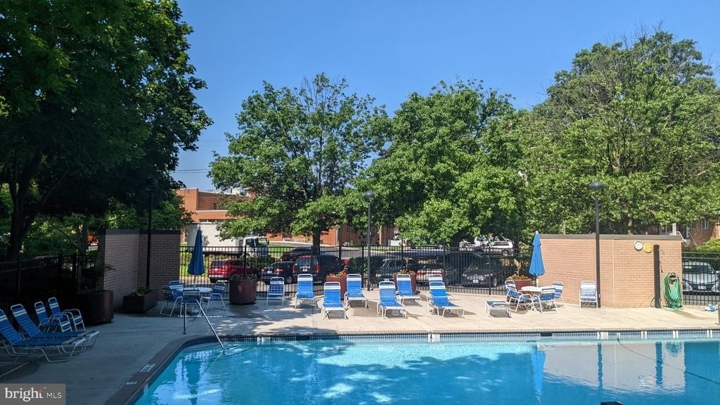 4501 Arlington Boulevard - Photo 1