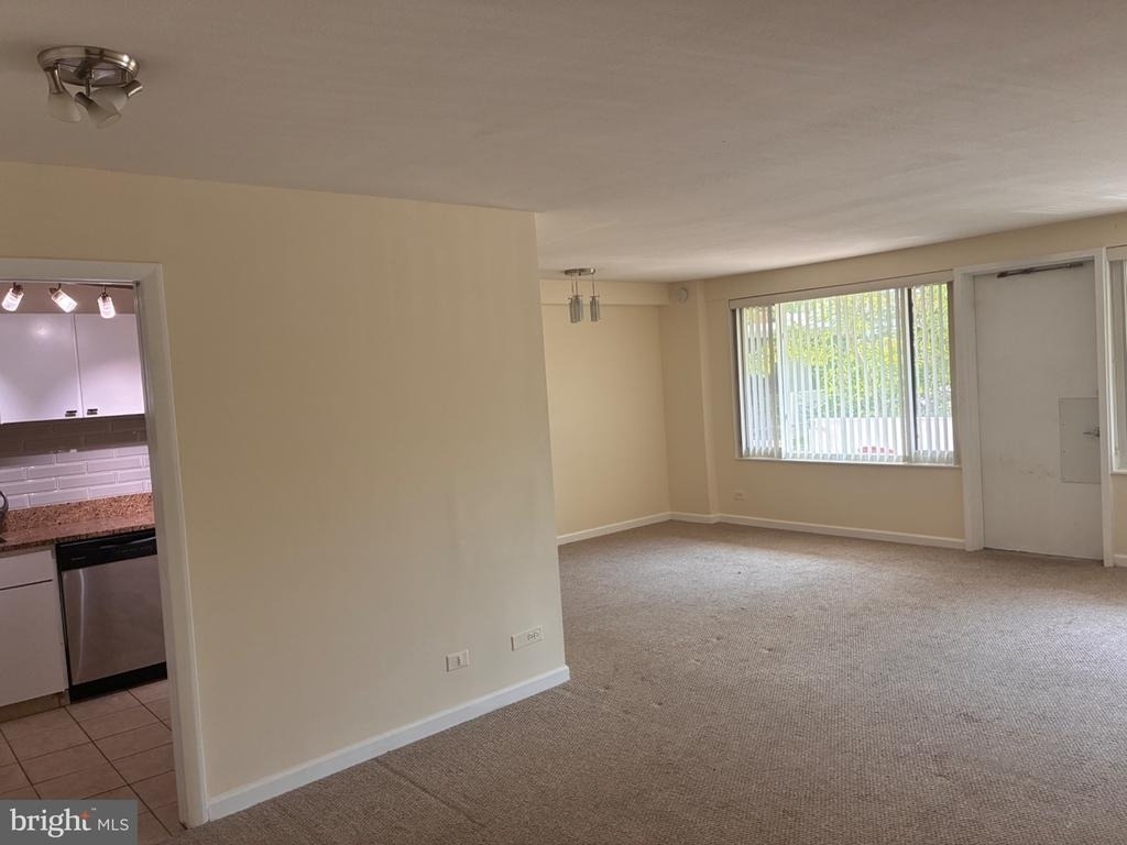 4501 Arlington Boulevard - Photo 10