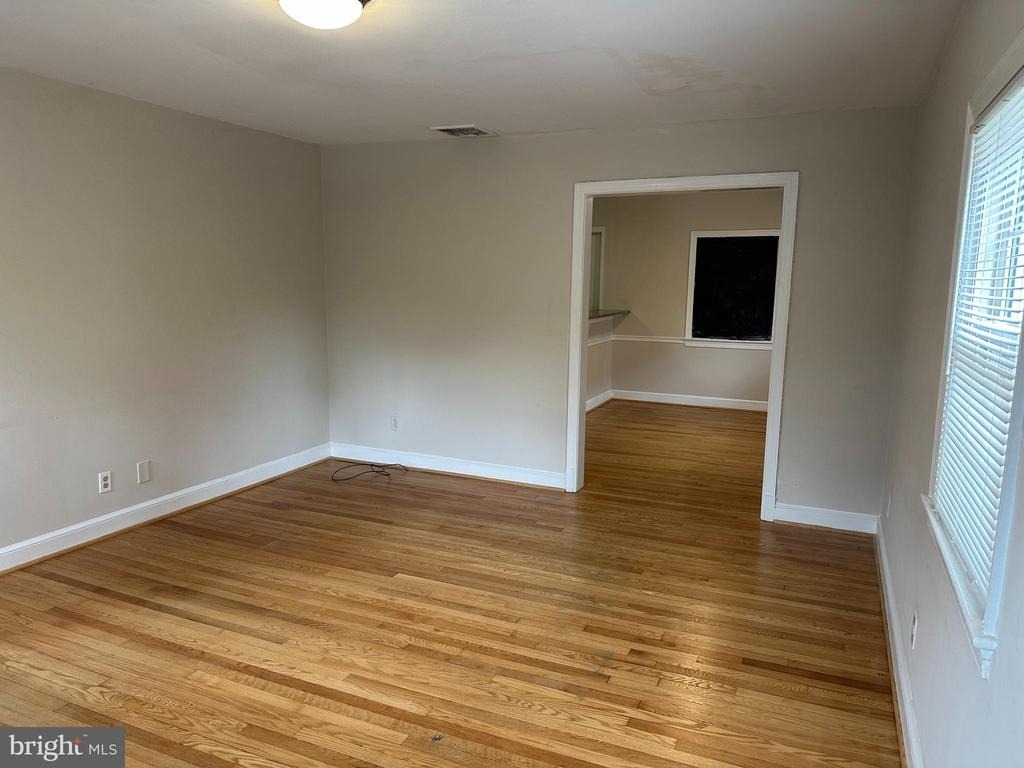 622 N Oakland Street - Photo 11