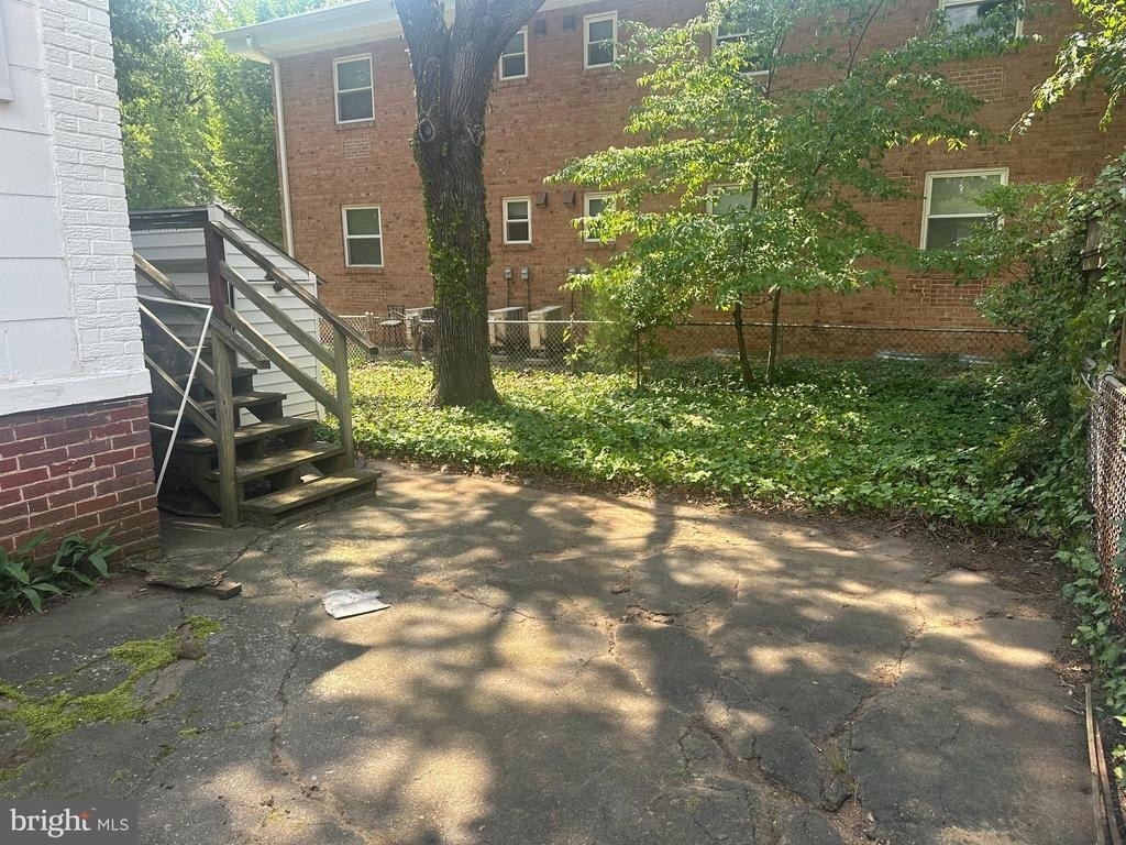 622 N Oakland Street - Photo 29