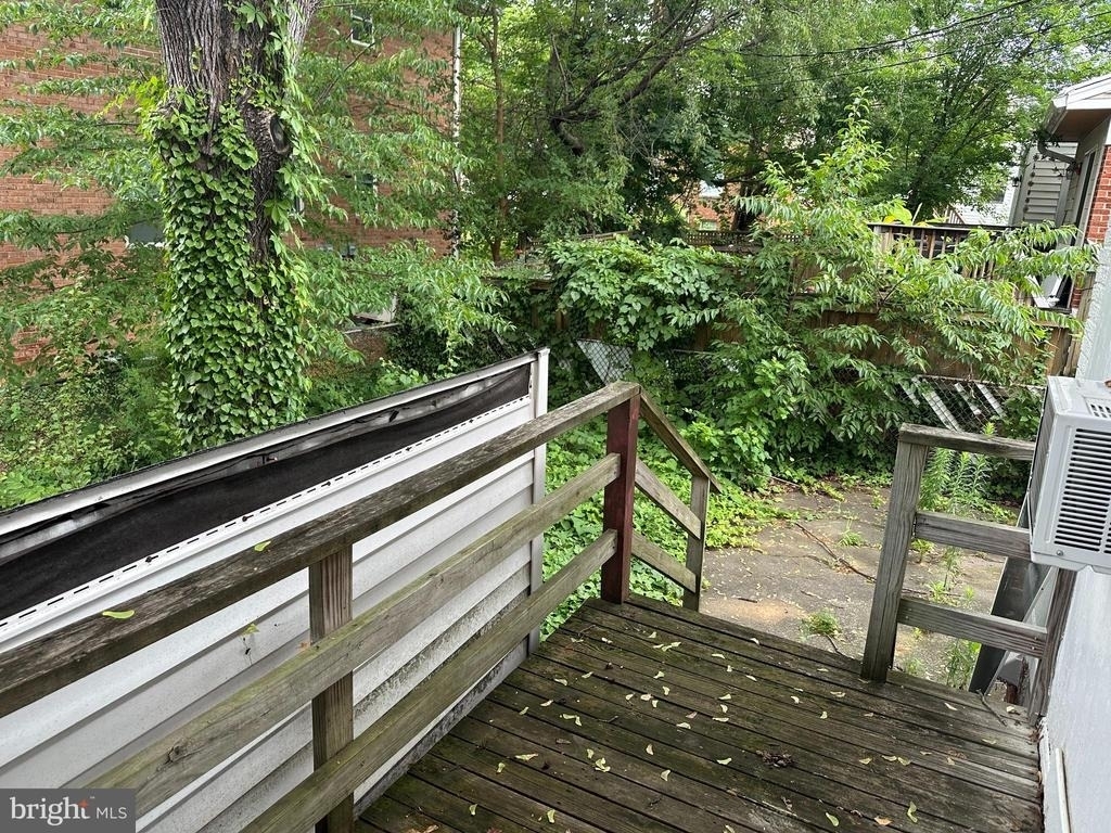 622 N Oakland Street - Photo 3