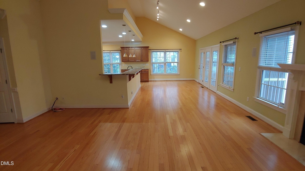2809 Cowley Road - Photo 5