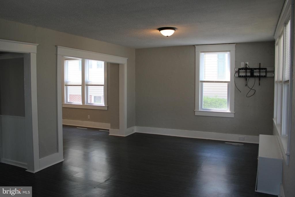 152 N Lombard Street - Photo 3