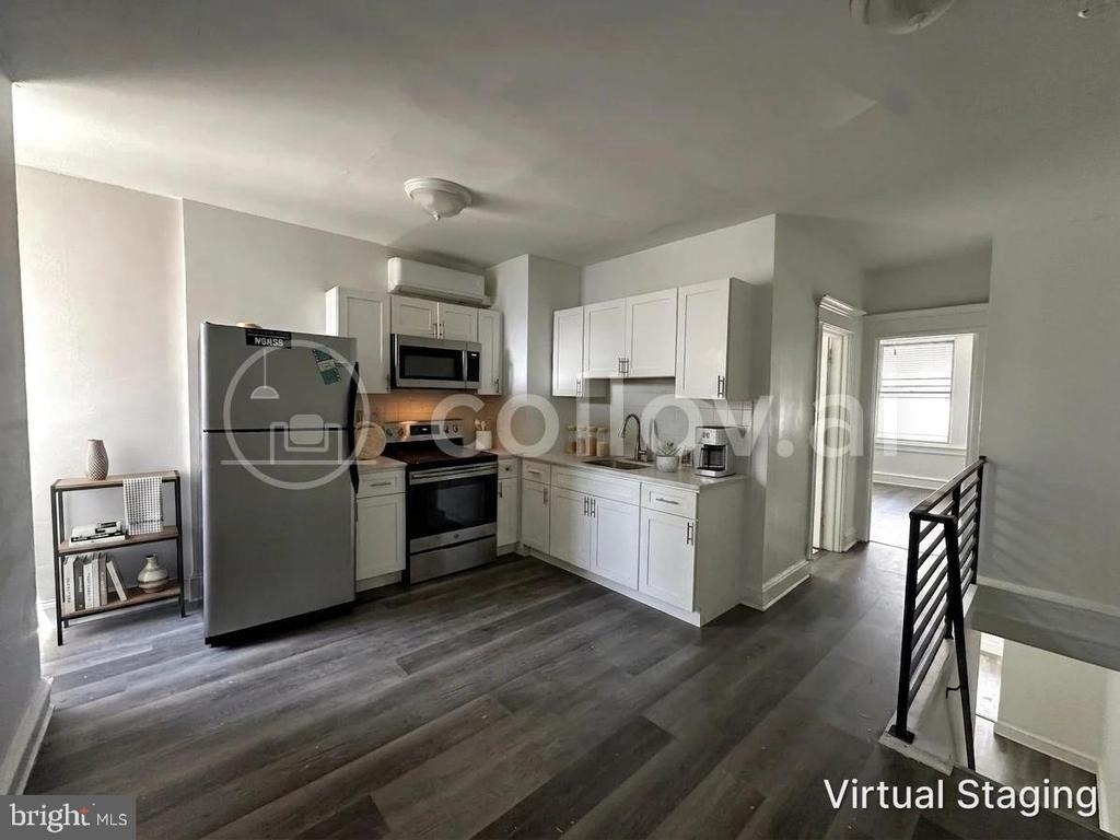 6226 Spruce Street - Photo 2