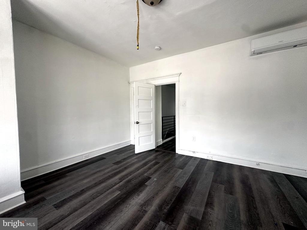6226 Spruce Street - Photo 9