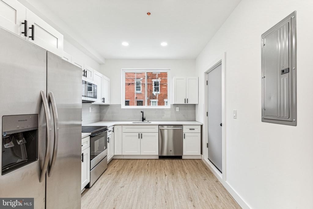 2224 N Howard Street - Photo 1