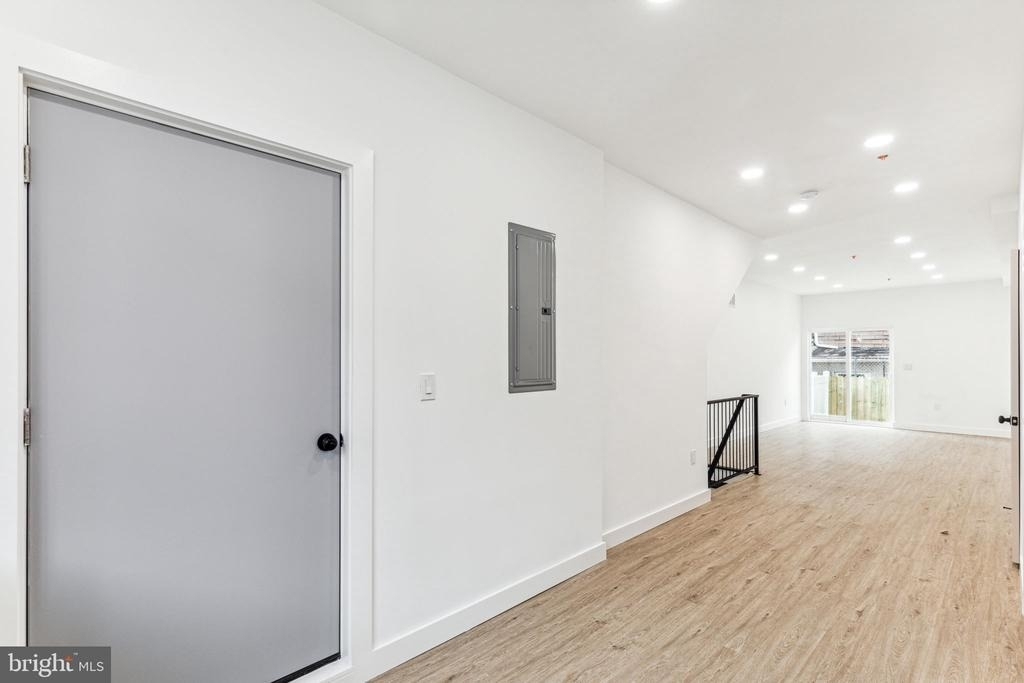 2224 N Howard Street - Photo 3