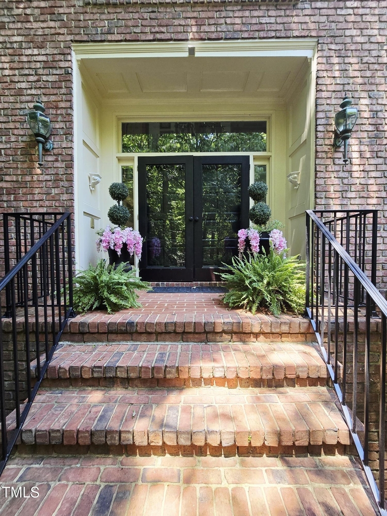 106 Birkhaven Drive - Photo 7