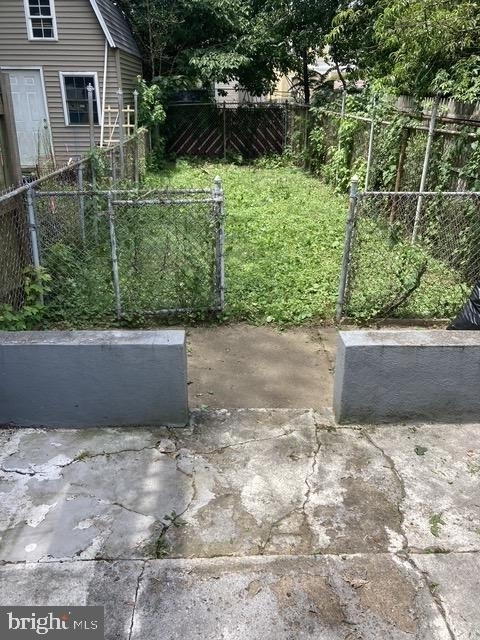 1946 E Elkhart Street - Photo 15