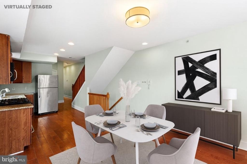 1641 Christian Street - Photo 4