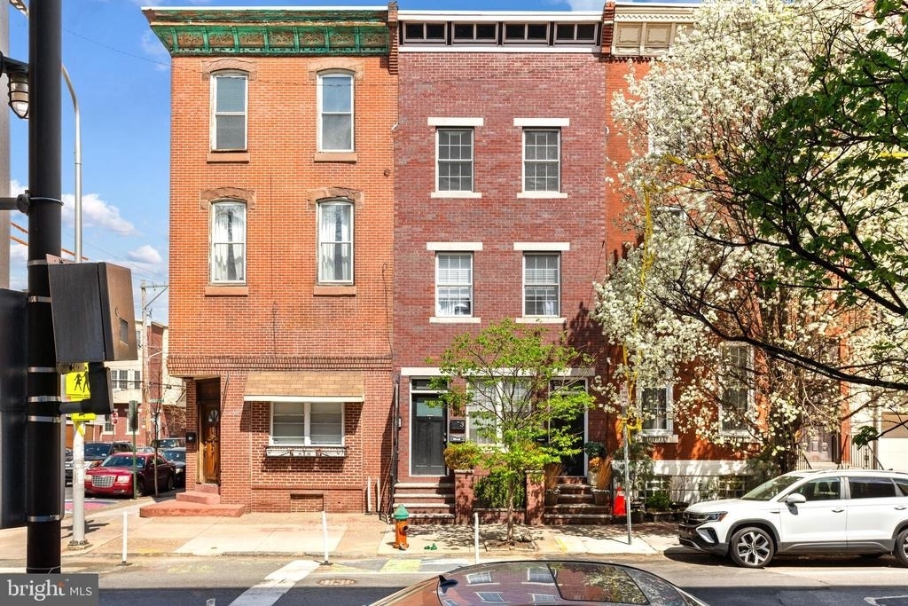 1641 Christian Street - Photo 1