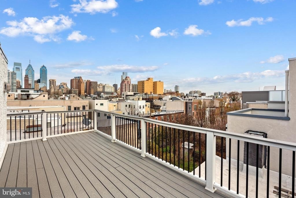 1641 Christian Street - Photo 18