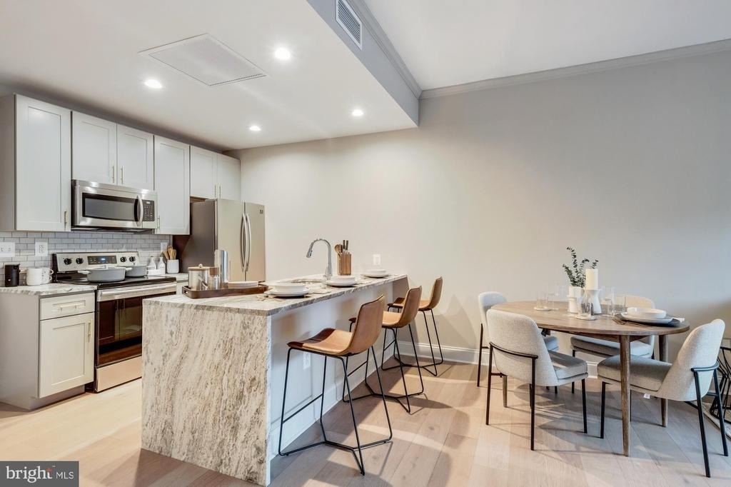 30 N 23rd Street - Photo 4