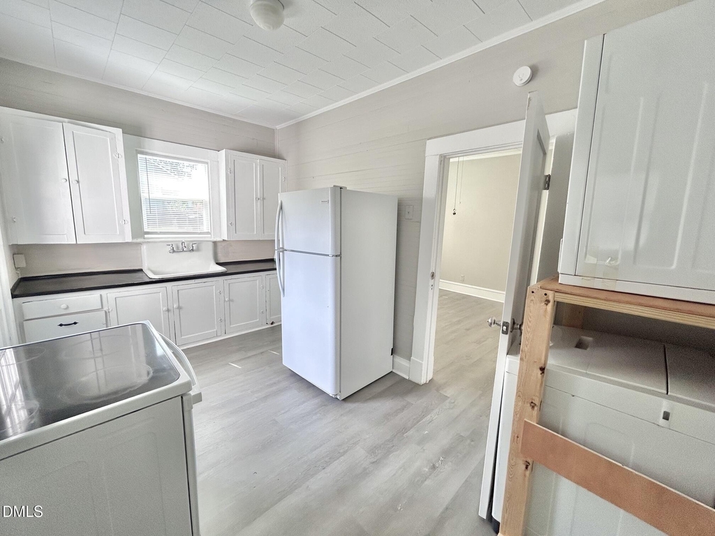 1101 N Anthony Street - Photo 8