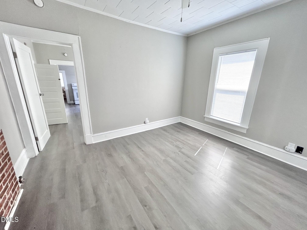 1101 N Anthony Street - Photo 4
