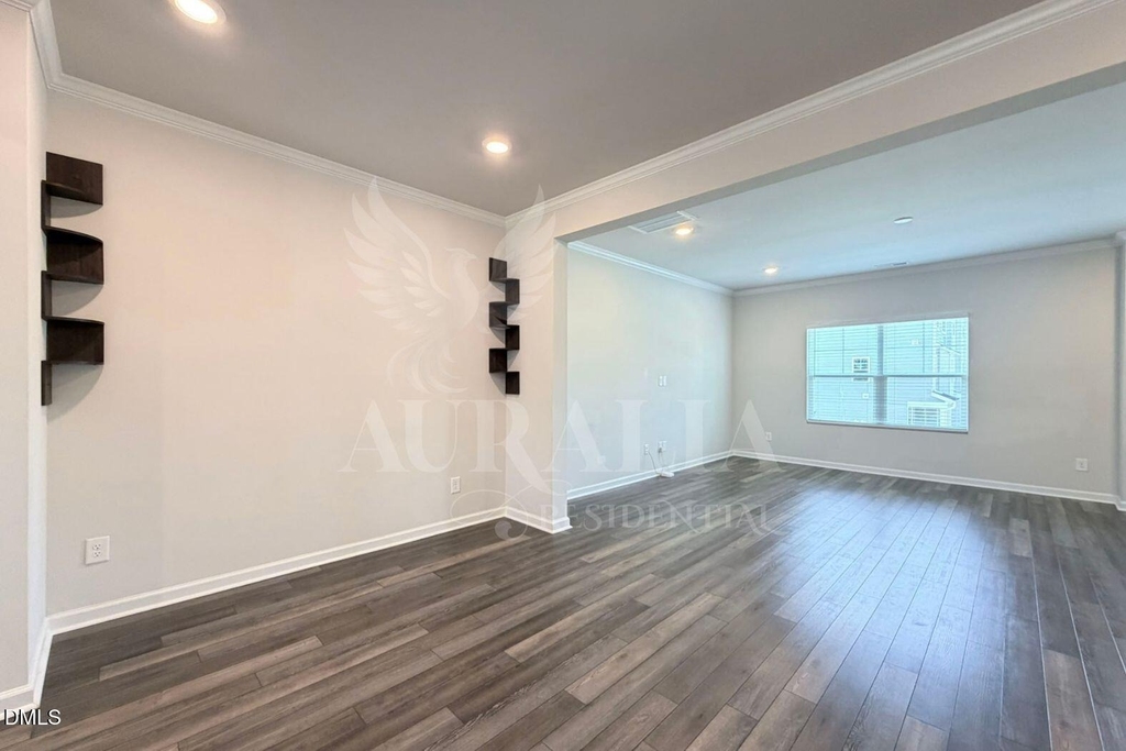 5243 Forsyth Park Street - Photo 9