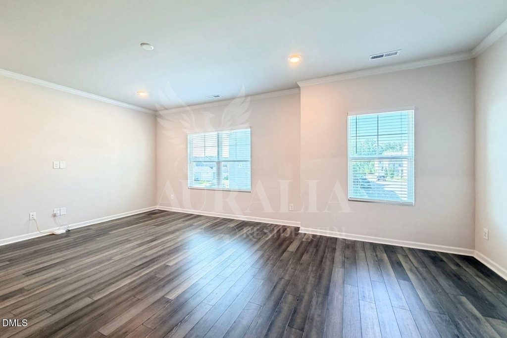 5243 Forsyth Park Street - Photo 10