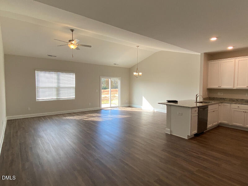 105 Level Drive - Photo 3
