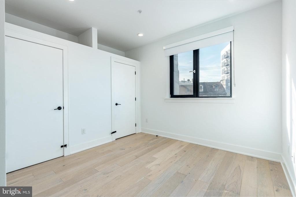 965 Frankford Avenue - Photo 8