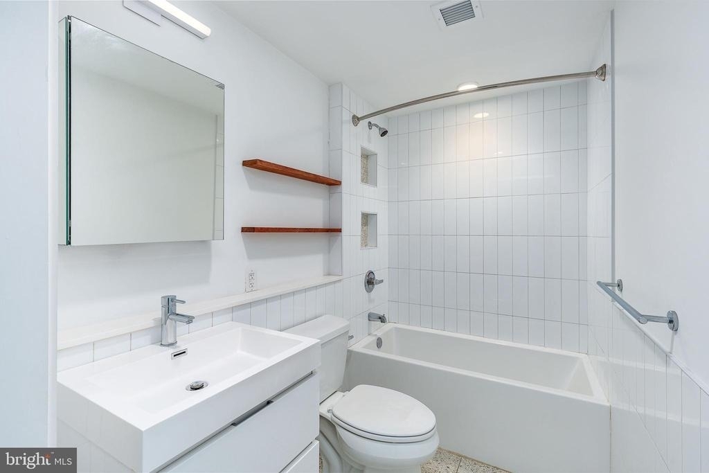 965 Frankford Avenue - Photo 10